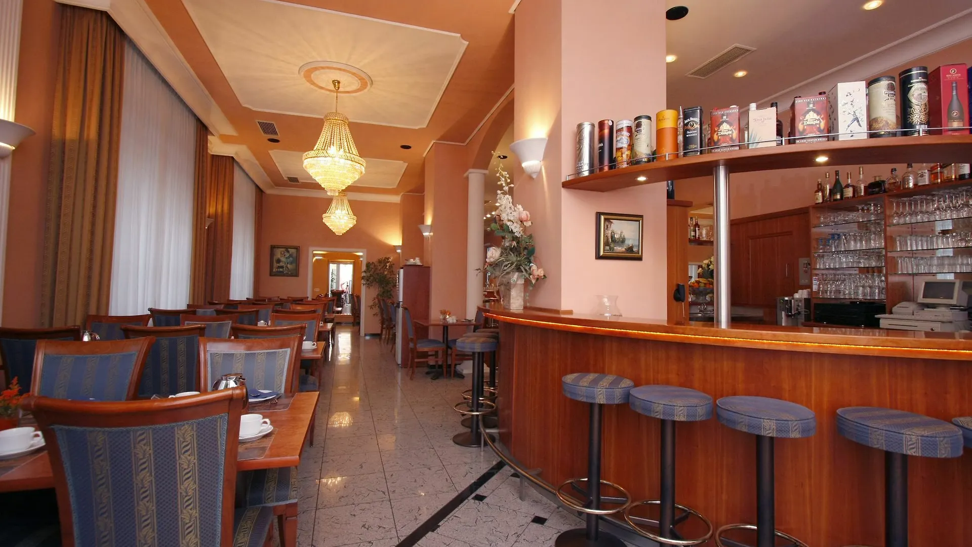 ****  Apartment Hotel KRAL - BUSINESS HOTEL&SERVICED APARTMENTS Erlangen Deutschland