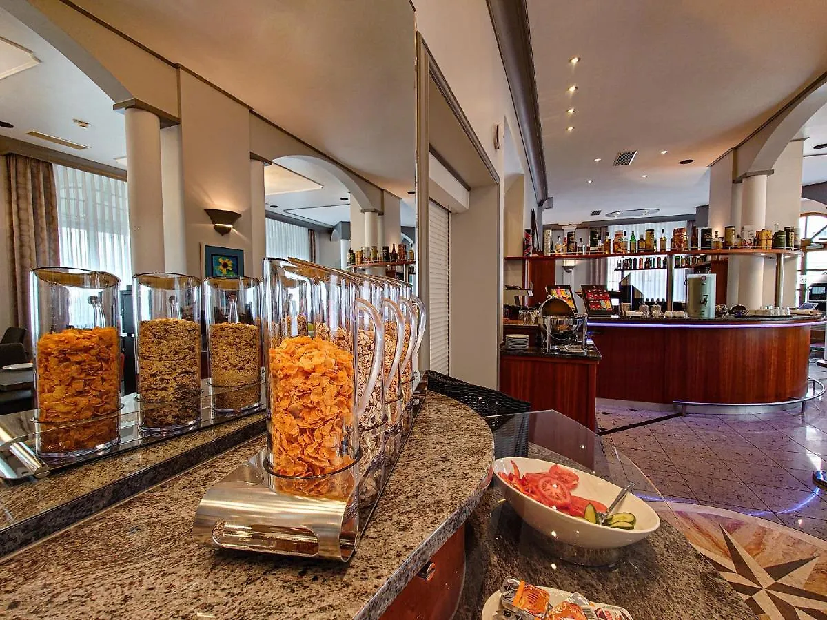 Apartment Hotel Kral - Business Hotel & Serviced Apartments Erlangen Niemcy