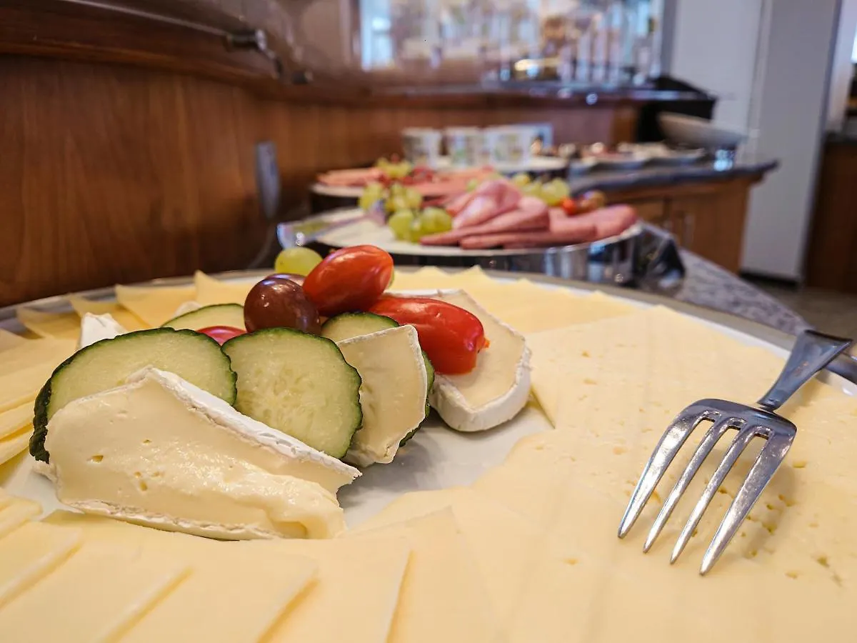 Apartment Hotel Kral - Business Hotel & Serviced Apartments Erlangen