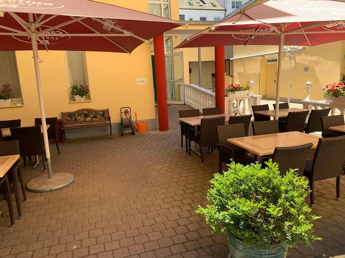 Apartment Hotel Kral - Business Hotel & Serviced Apartments Erlangen